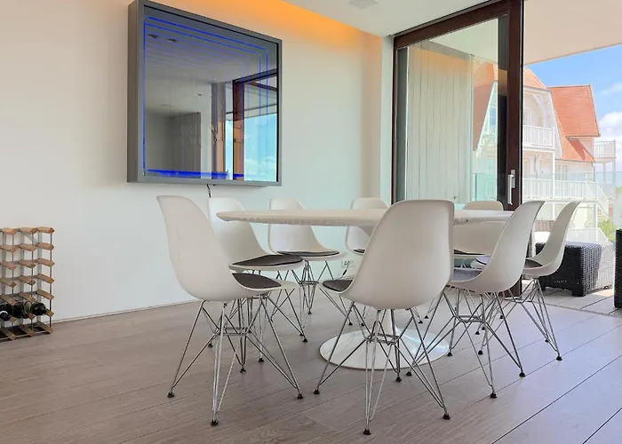 23 - Luxury 3 Bedroom For Rent Kustlaan Le Zoute *